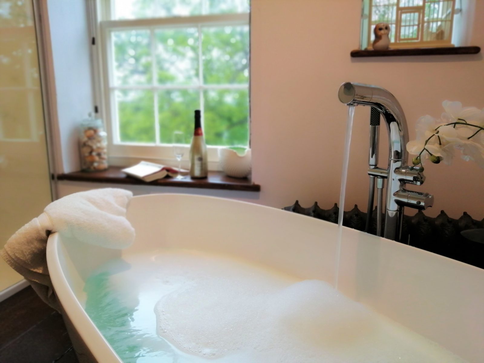 25 Seckford Street Bathroom