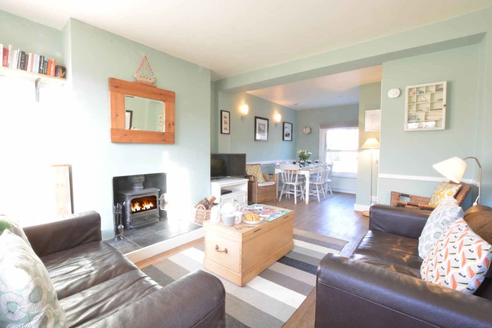 6 Coastguard Sitting Room