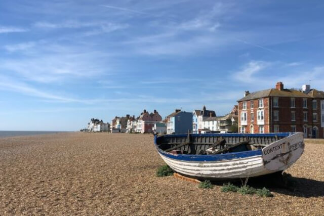 boat-on-beach